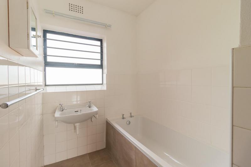 To Let 2 Bedroom Property for Rent in Thornton Western Cape